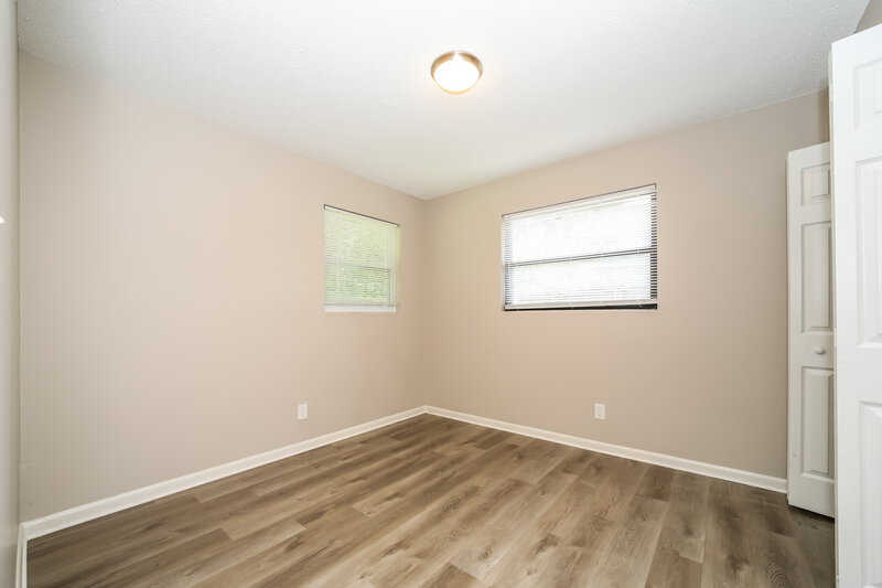 1,565/Mo, 6904 Cherbourg Ave S Jacksonville, FL 32205 Bedroom View 3