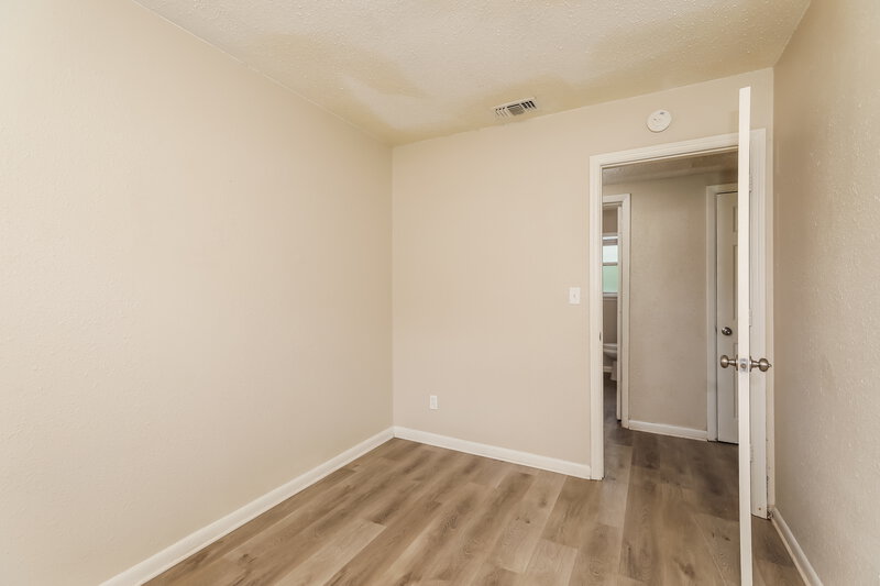 1,445/Mo, 6930 Bernay Ave Jacksonville, FL 32205 Bedroom View