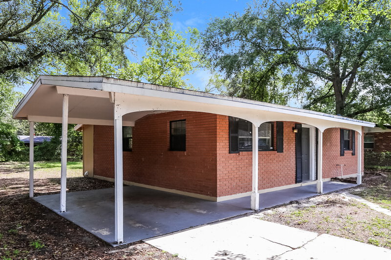 1,305/Mo, 7233 Eudine Dr S Jacksonville, FL 32210 Front View