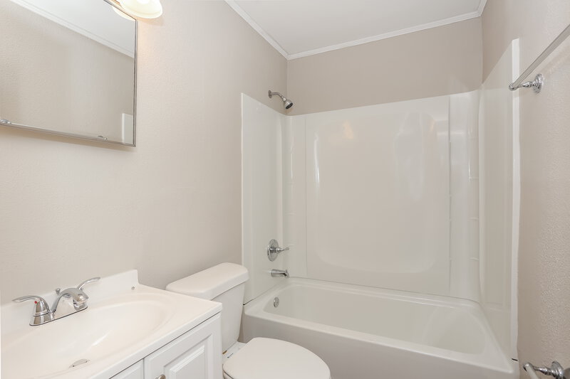 1,235/Mo, 730 Stanwick Rd Jacksonville, FL 32208 Bathroom View