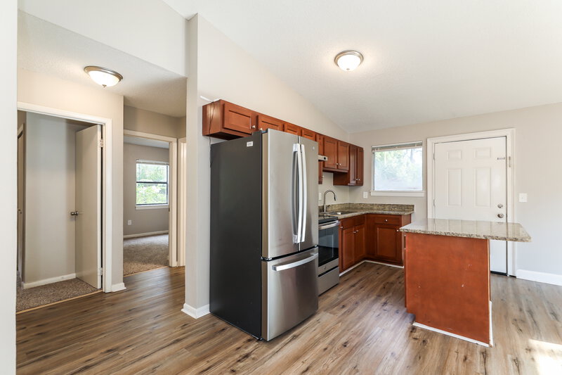 1,620/Mo, 7312 Laura St N Jacksonville, FL 32208 Kitchen View