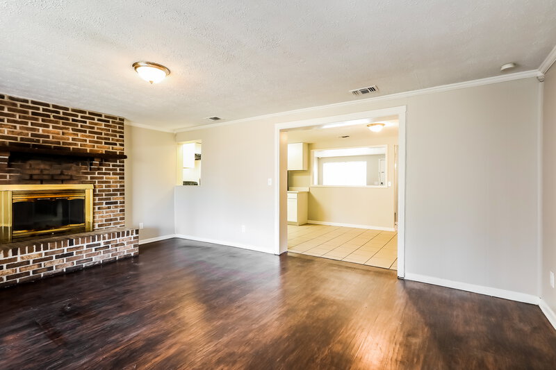 1,705/Mo, 7573 Patrice Ct Jacksonville, FL 32210 Living Room View