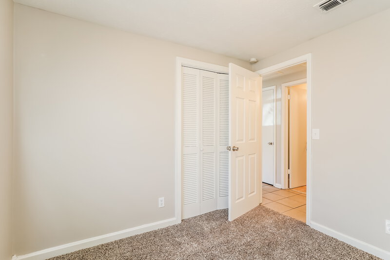 1,705/Mo, 7573 Patrice Ct Jacksonville, FL 32210 Bedroom View