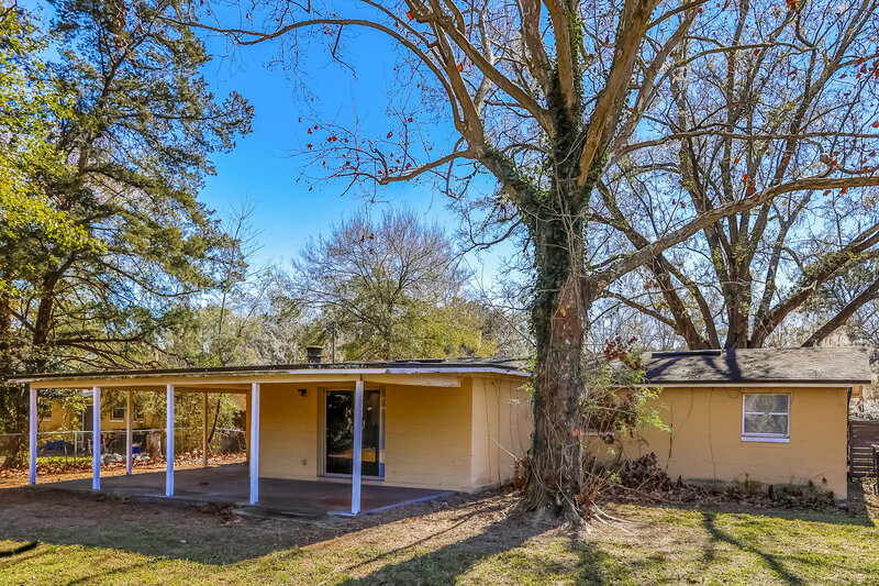 1,705/Mo, 7573 Patrice Ct Jacksonville, FL 32210 Rear View