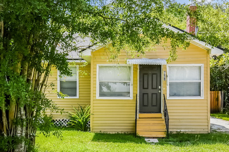 1,250/Mo, 758 Mackinaw St Jacksonville, FL 32254 External View