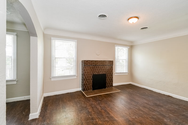 1,250/Mo, 758 Mackinaw St Jacksonville, FL 32254 Living Room View