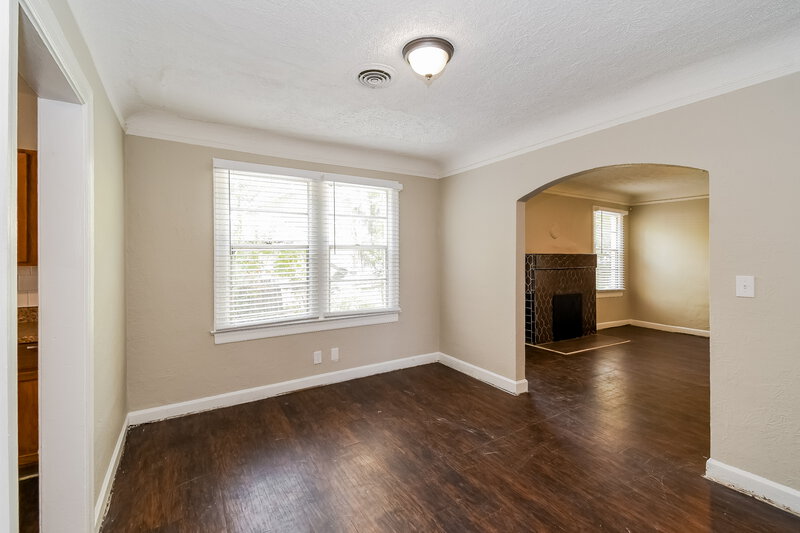 1,250/Mo, 758 Mackinaw St Jacksonville, FL 32254 Dining Room View