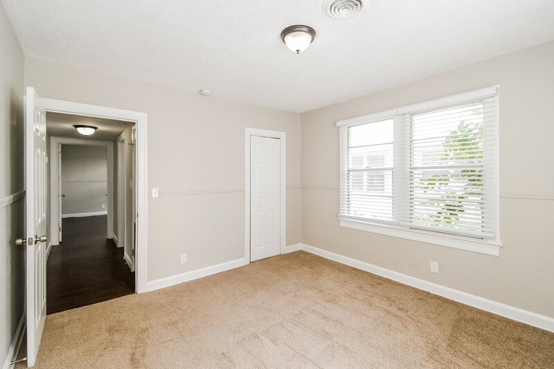 1,250/Mo, 758 Mackinaw St Jacksonville, FL 32254 Bedroom View