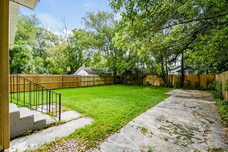 1,250/Mo, 758 Mackinaw St Jacksonville, FL 32254 Exterior View