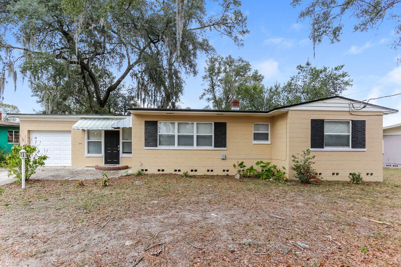 1,300/Mo, 7812 Denham Rd E Jacksonville, FL 32208 External View