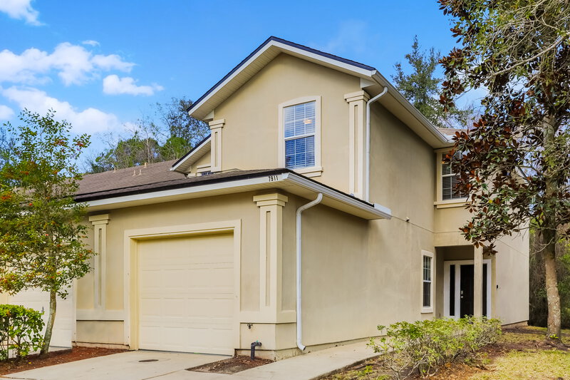 1,715/Mo, 7911 Melvin Rd Jacksonville, FL 32210 Front View