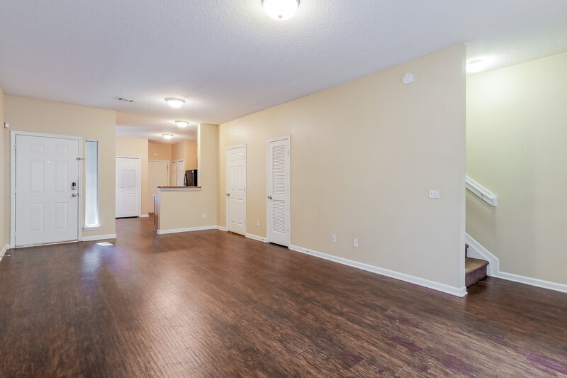 1,715/Mo, 7911 Melvin Rd Jacksonville, FL 32210 Living Room View