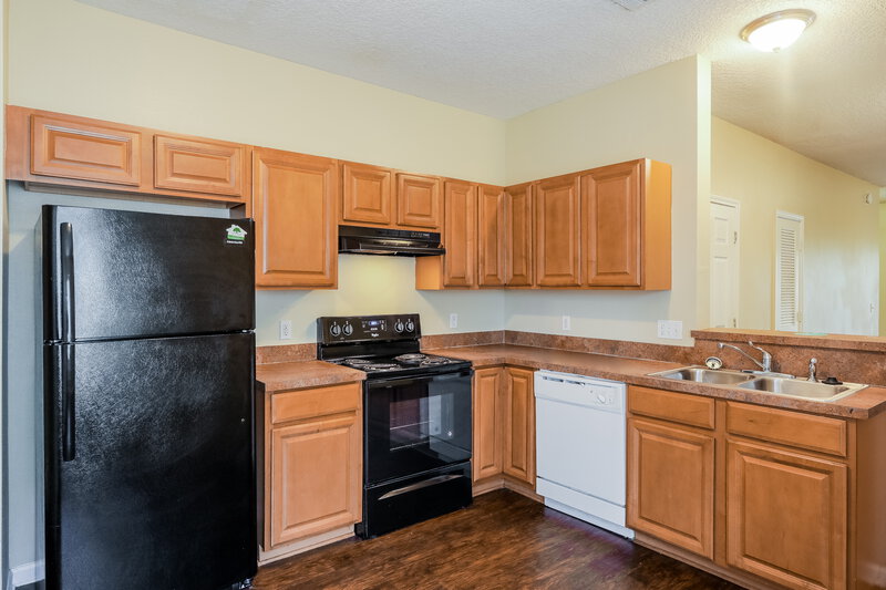 1,715/Mo, 7911 Melvin Rd Jacksonville, FL 32210 Kitchen View