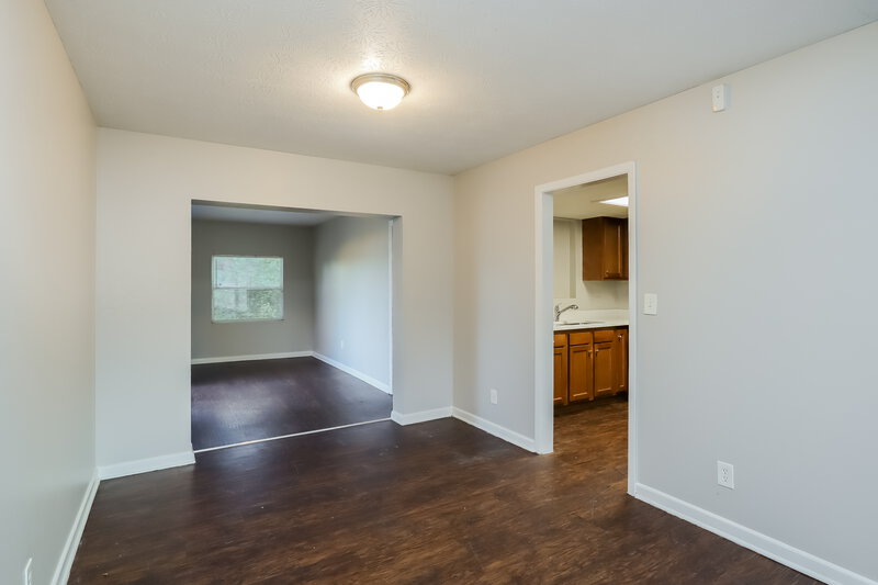 1,585/Mo, 7967 Jaguar Dr Jacksonville, FL 32244 Living Room View