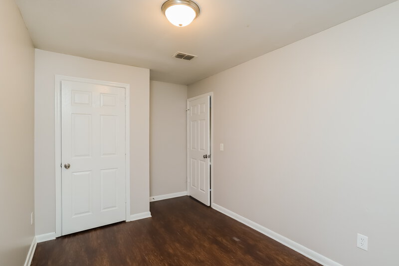 1,585/Mo, 7967 Jaguar Dr Jacksonville, FL 32244 Bedroom View 5