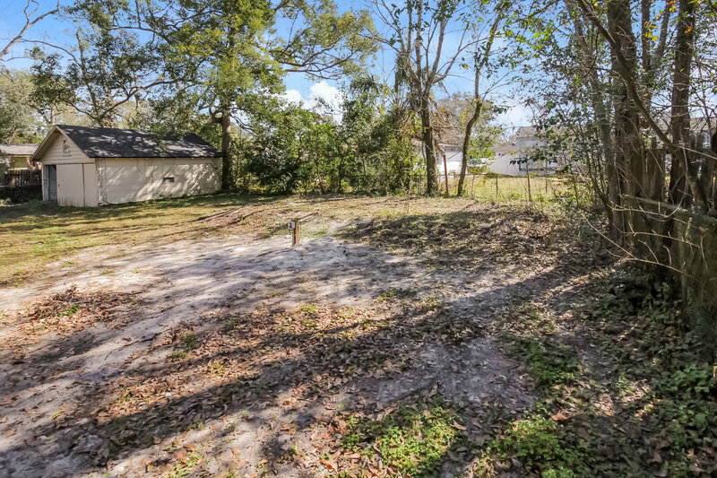1,060/Mo, 8028 Helston Dr Jacksonville, FL 32208 Exterior View 2