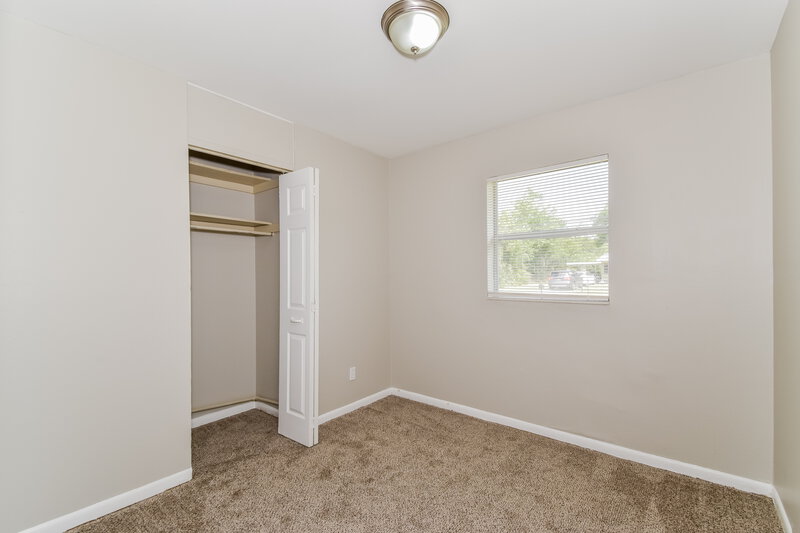 1,355/Mo, 8070 Jacques Dr Jacksonville, FL 32210 Bedroom View