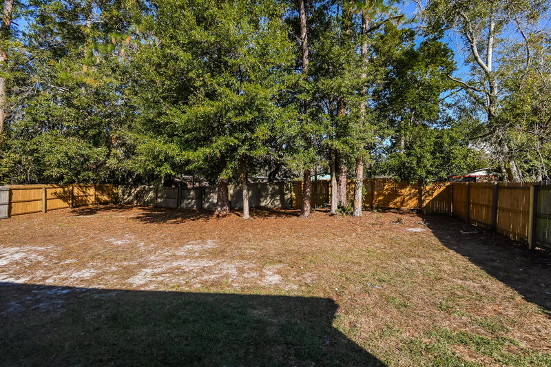 1,400/Mo, 8319 Gullege Dr Jacksonville, FL 32219 Rear View