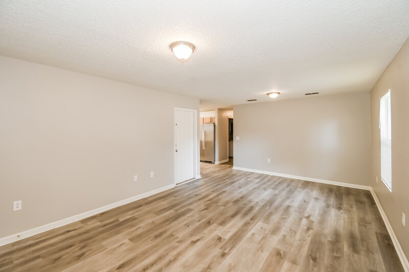 2,120/Mo, 8720 Hare Ave Jacksonville, FL 32211 Living Room View 2