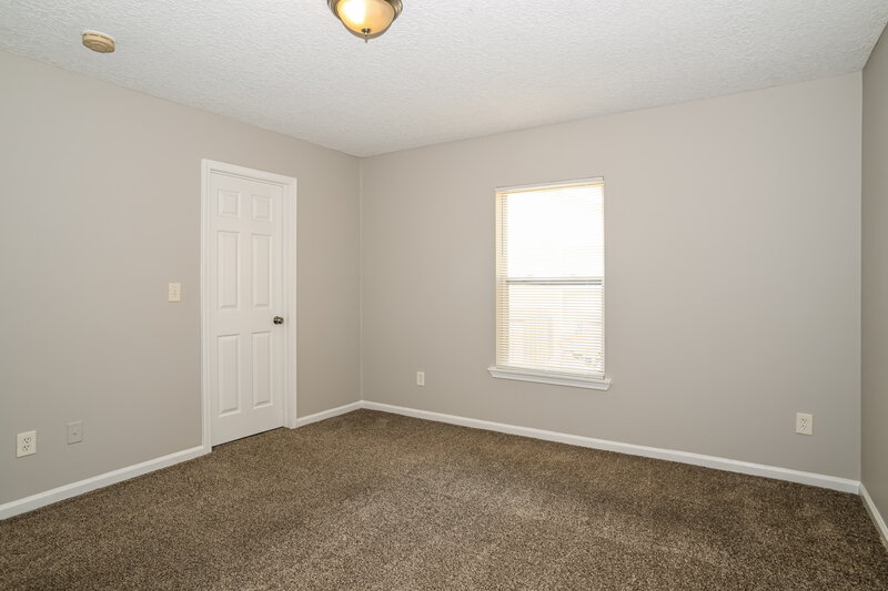 1,465/Mo, 9105 11th Ave Jacksonville, FL 32208 Main Bedroom View 2