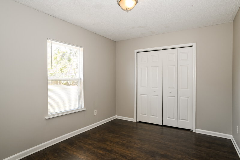 1,465/Mo, 9105 11th Ave Jacksonville, FL 32208 Bedroom View