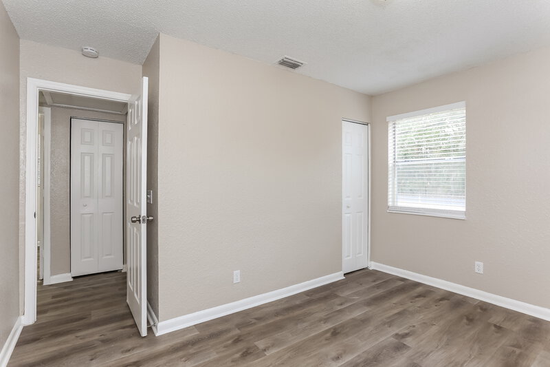 1,145/Mo, 9505 Waynesboro Ave Jacksonville, FL 32208 Misc View 12