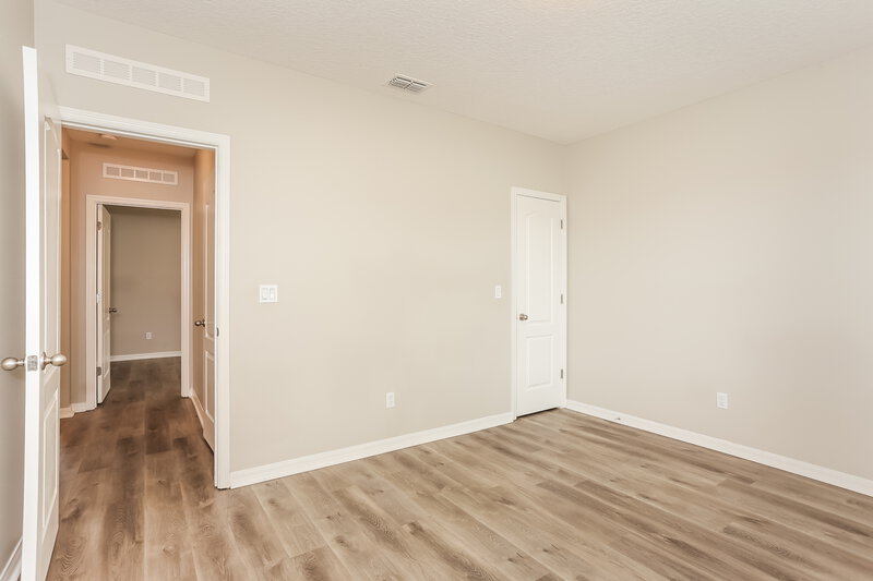 1,825/Mo, 5060 Magnolia Valley Dr Jacksonville, FL 32210 Bedroom View 2