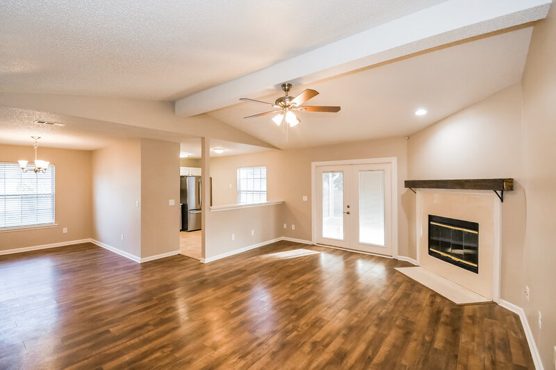 2,290/Mo, 11180 Barbizon Cir E Jacksonville, FL 32257 Living Room View