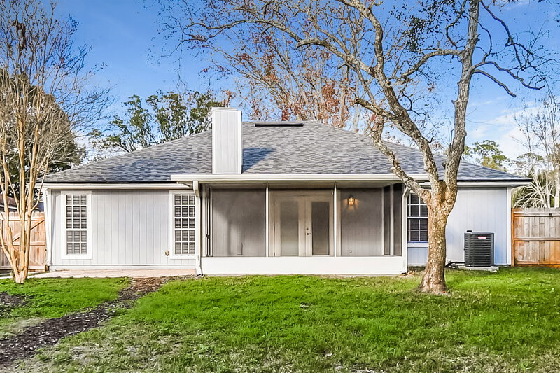 2,290/Mo, 11180 Barbizon Cir E Jacksonville, FL 32257 Rear View