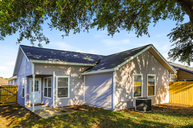1,870/Mo, 309 Carriann Cove Trl W Jacksonville, FL 32225 Rear View