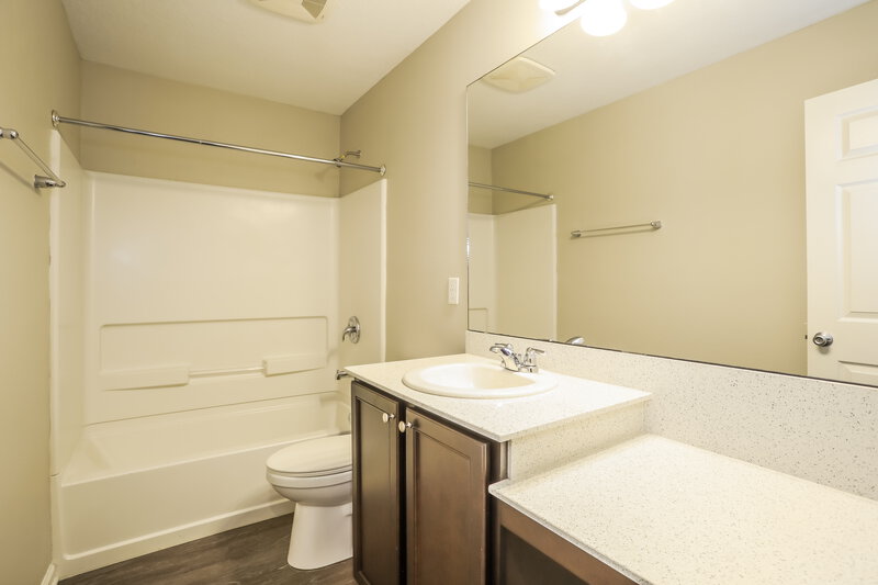 1,825/Mo, 7213 Preston Pines Trl Jacksonville, FL 32244 Bathroom View