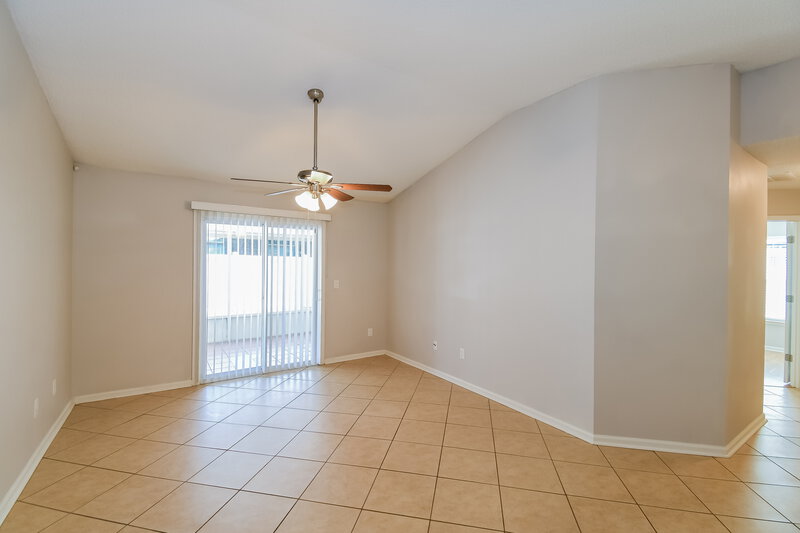 2,260/Mo, 5462 Catspaw Ln Jacksonville, FL 32277 Living Room View