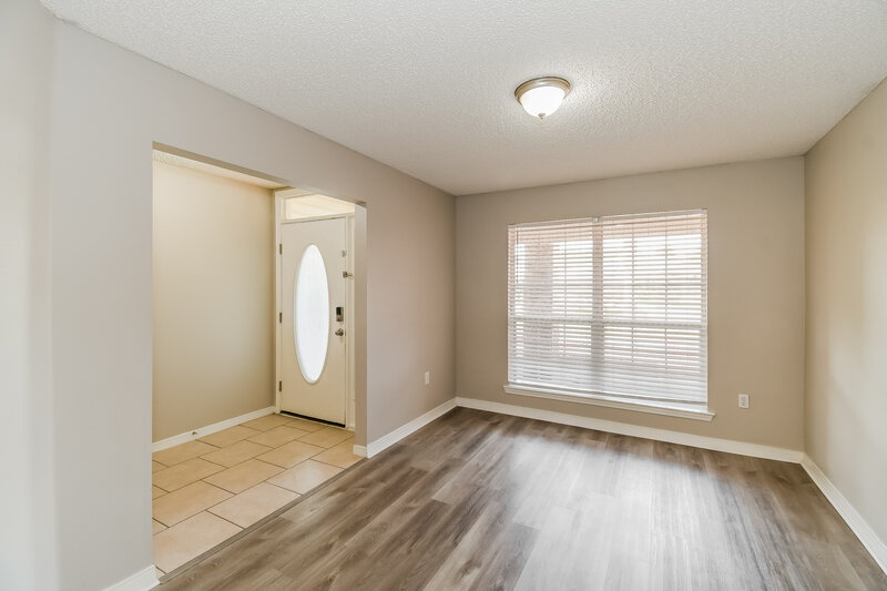 2,320/Mo, 5307 Marsala Ln Jacksonville, FL 32244 Dining Room View