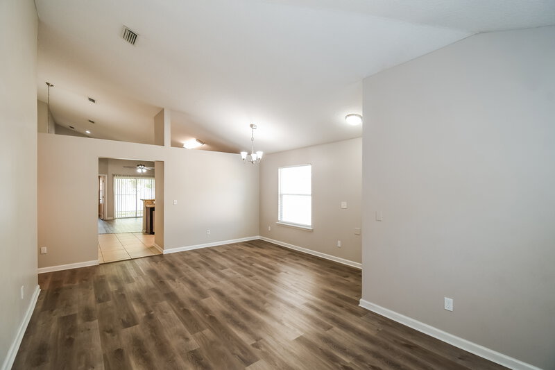 2,035/Mo, 10932 Campus Heights Ln Jacksonville, FL 32218 Dining Room View 2