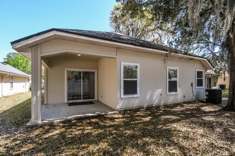 2,035/Mo, 10932 Campus Heights Ln Jacksonville, FL 32218 Rear View