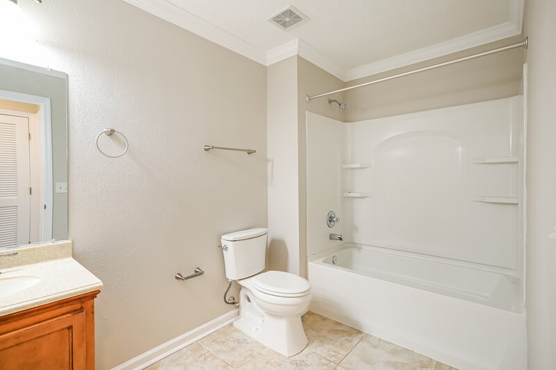 3,850/Mo, 4989 Cypress Links Blvd Elkton, FL 32033 Bathroom View