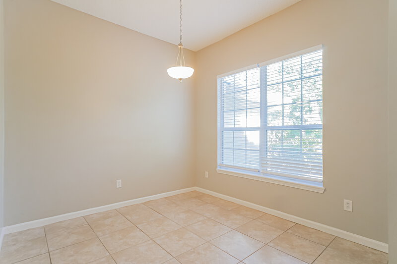 2,545/Mo, 391 Meadowlark Ln St Augustine, FL 32092 Dining Room View
