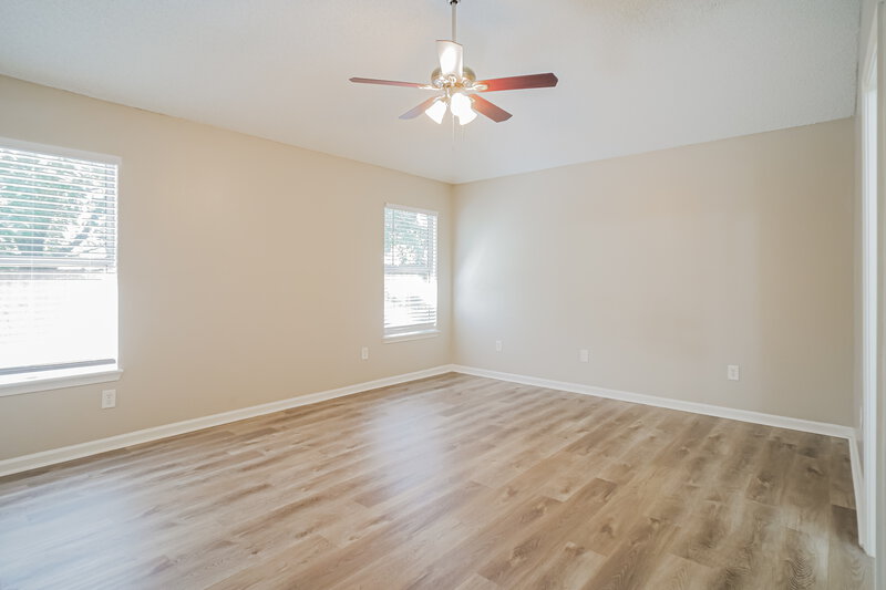 2,545/Mo, 391 Meadowlark Ln St Augustine, FL 32092 Main Bedroom View