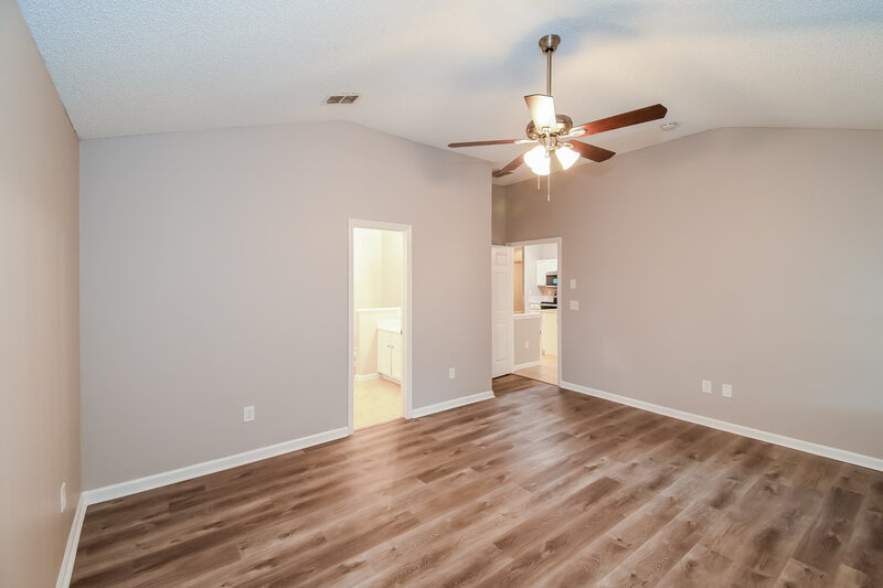 3,540/Mo, 391 Meadowlark Ln St Augustine, FL 32092 Main Bedroom View 2