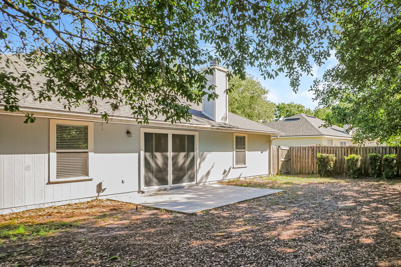 2,545/Mo, 391 Meadowlark Ln St Augustine, FL 32092 Rear View