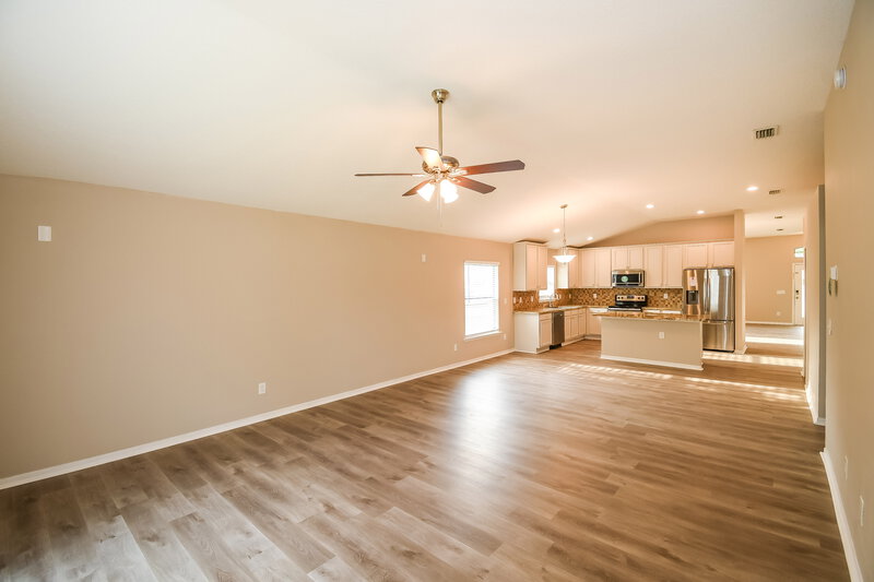 2,330/Mo, 1573 E Windy Willow Dr Saint Augustine, FL 32092 Living Room View 3