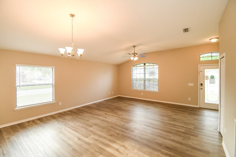 2,330/Mo, 1573 E Windy Willow Dr Saint Augustine, FL 32092 Dining Room View