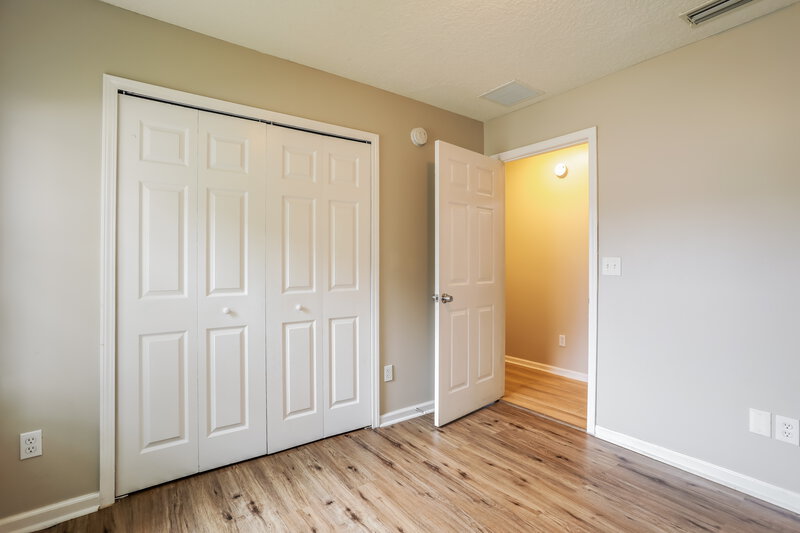 1,910/Mo, 3812 Juliet Leia Cir W Jacksonville, FL 32218 Bedroom View 2