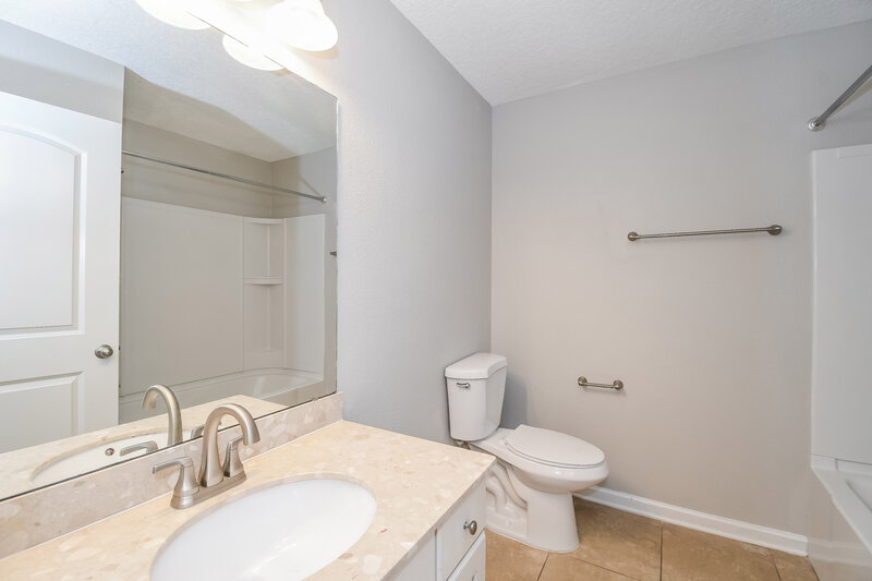 2,550/Mo, 75094 Fern Creek Dr Yulee, FL 32097 Bathroom View