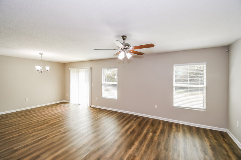 1,865/Mo, 8769 Oxfordshire Ave E Jacksonville, FL 32219 Living Room View