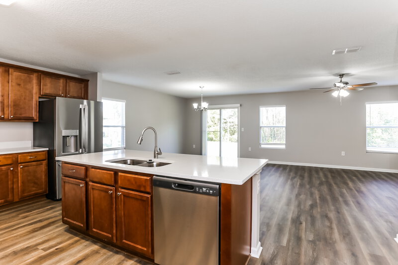 1,810/Mo, 8769 Oxfordshire Ave E Jacksonville, FL 32219 Kitchen View 3