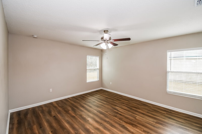 1,865/Mo, 8769 Oxfordshire Ave E Jacksonville, FL 32219 Main Bedroom View