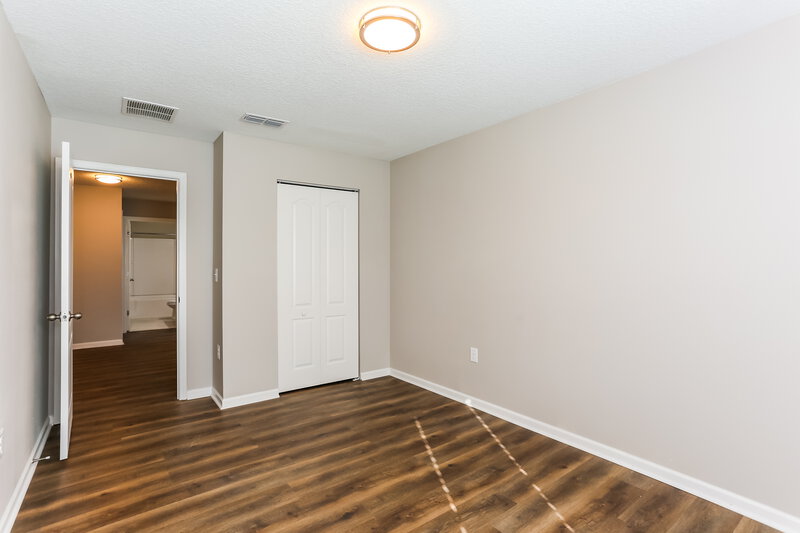 1,810/Mo, 8769 Oxfordshire Ave E Jacksonville, FL 32219 Bedroom View 2