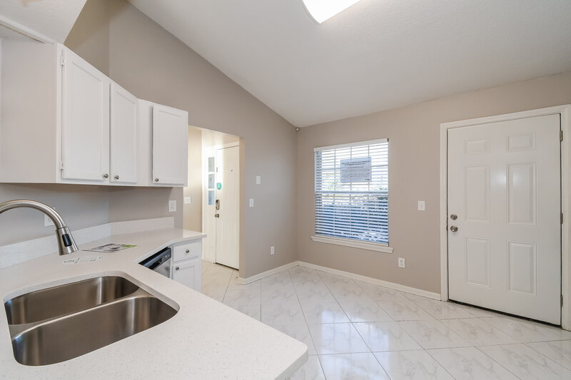 1,885/Mo, 11194 Wandering Oaks Dr Jacksonville, FL 32257 Kitchen View