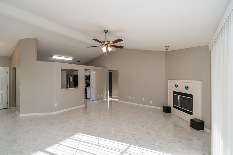 1,885/Mo, 11194 Wandering Oaks Dr Jacksonville, FL 32257 Kitchen View 3